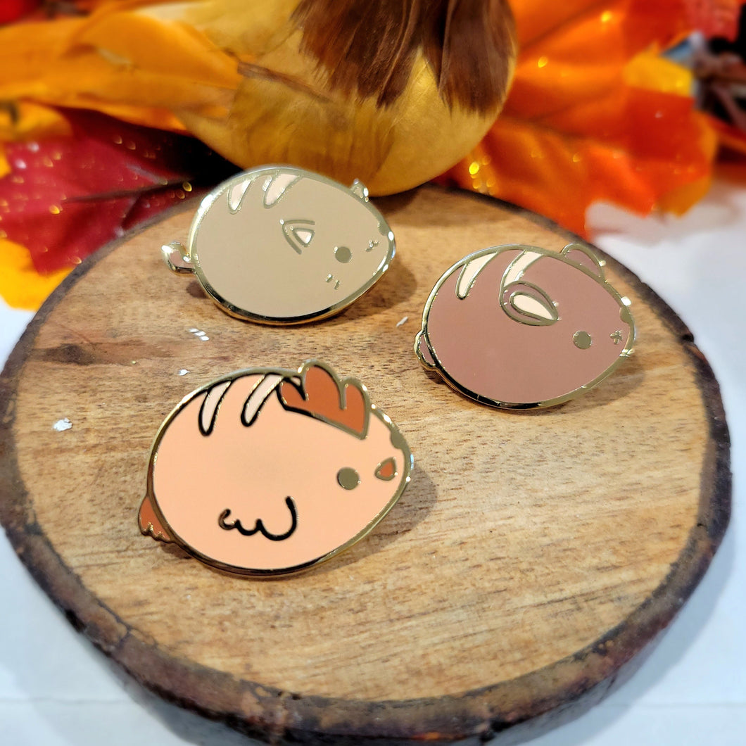 *Retiring* Bread Buds Pin Set